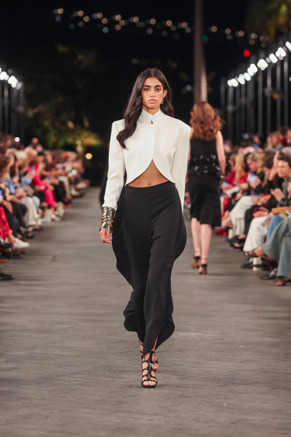BLACK CREPE PETAL PANT