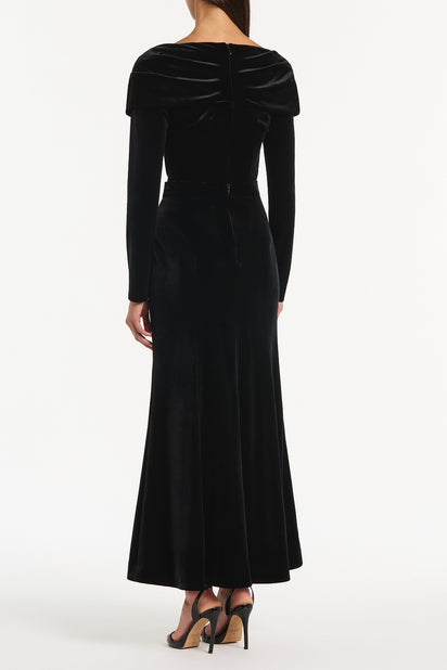 BLACK VELVET DRAPED SHOULDER TOP