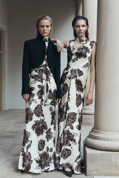 MOCHA BOUQUET SILK VISCOSE CINCHED MAXI DRESS