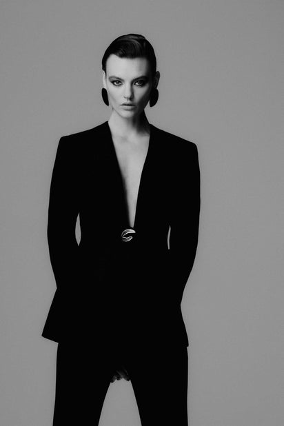 BLACK CREPE C BLAZER