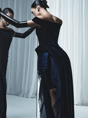 NAVY VELVET ORGANZA DETAIL GOWN