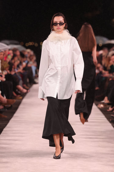 BLACK DOUBLE WOOL STRETCH FLUTED SKIRT