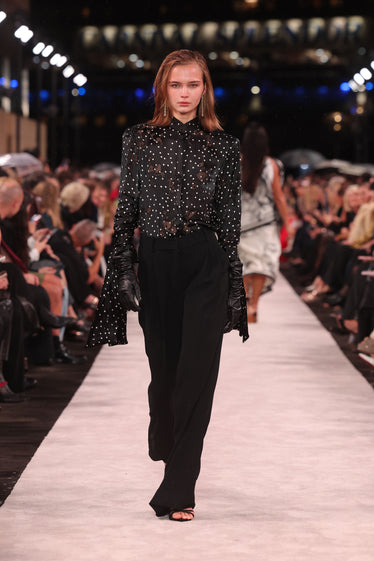 BLACK CREPE WIDE LEG PLEATED PANT