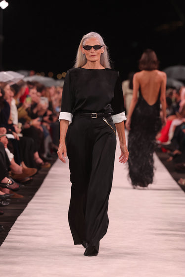 BLACK SATIN ACETATE RELAXED SPLIT HEM TEE