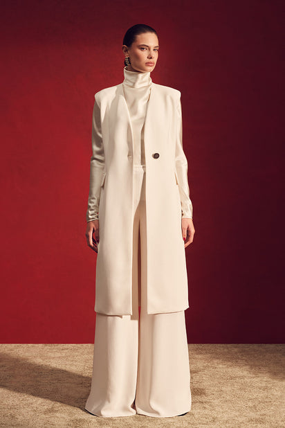 IVORY CREPE LONG LINE VEST