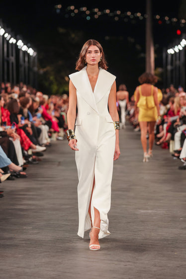 IVORY CREPE SATIN COLLAR LONGLINE VEST