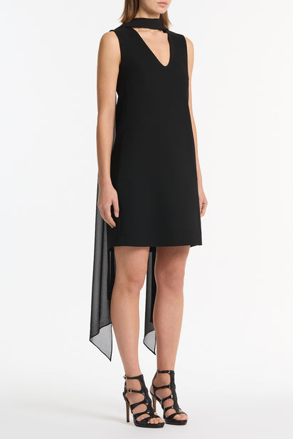 BLACK CREPE SCOOP NECK SHIFT DRESS