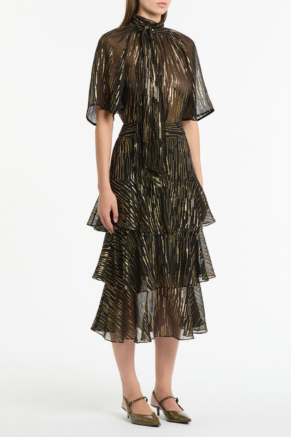 BLACK METALLIC SILK JACQUARD FLUTED SLEEVE TOP