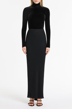 BLACK VELVET  SKIVVY