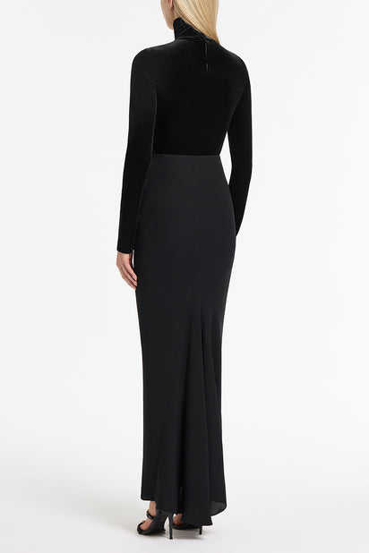 BLACK VELVET  SKIVVY