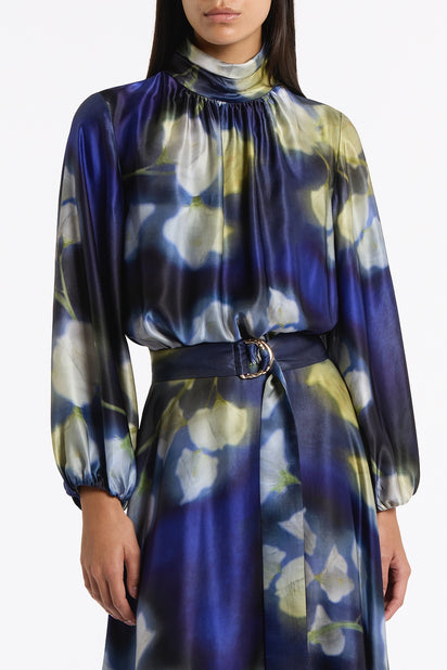 CALLA LILY SILK VISCOSE GATHERED SLEEVE DRESS