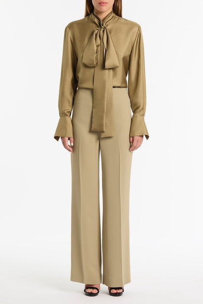 KELP SILK RIBBON COLLAR SHIRT