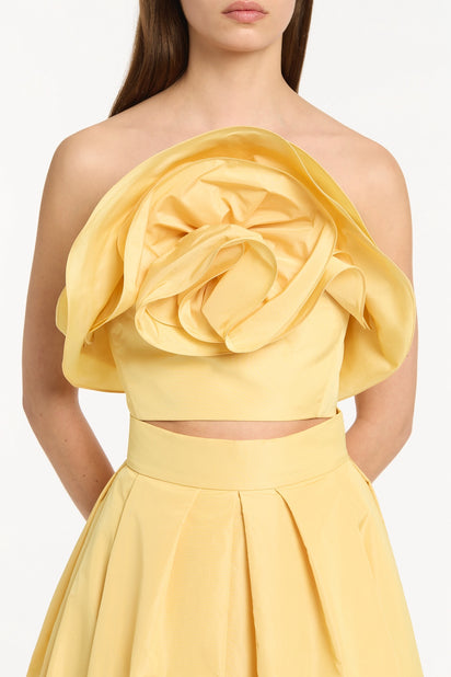 POLLEN TAFFETA FLOWER TOP