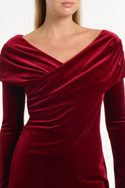 ROUGE VELVET DRAPED SHOULDER TOP