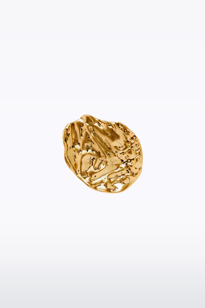SCULPTURAL PETAL BROOCH