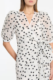 WHITE AND BLACK SPOT JACQUARD PUFF SLEEVE WRAP DRESS
