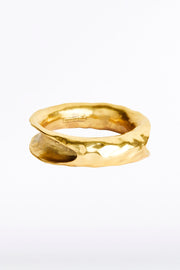 SCULPTURAL BANGLE
